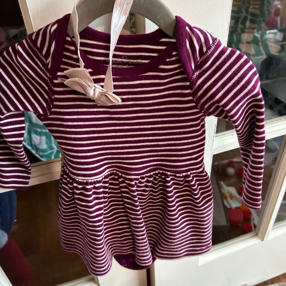 Baby Girl Striped Onesie Dress 12 months - Picture 2 of 2